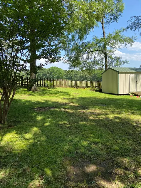 287 Byrd Cir, Karnack, TX 75661 photo 6