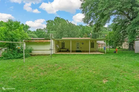 Exterior - 504 W Marshall St, Minden, LA 71055 photo 7 of 7