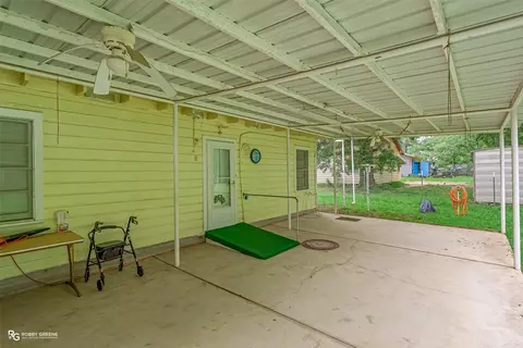 Exterior - 504 W Marshall St, Minden, LA 71055 photo 2 of 7