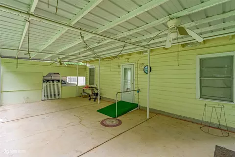 Exterior - 504 W Marshall St, Minden, LA 71055 photo 5 of 7