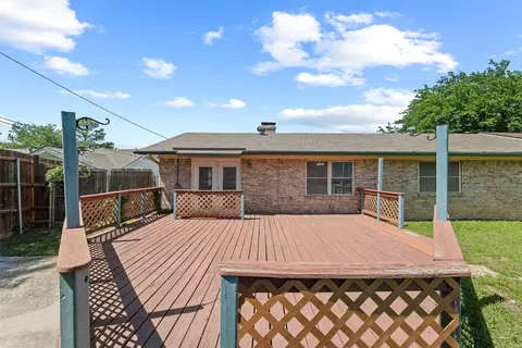 Exterior - 1801 Tyler Ave, Euless, TX 76040 photo 4 of 6