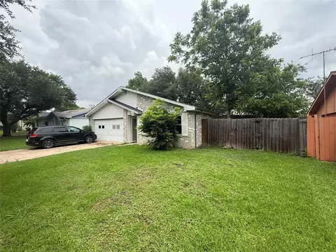 3138 Abbey Rd, Carrollton, TX 75007