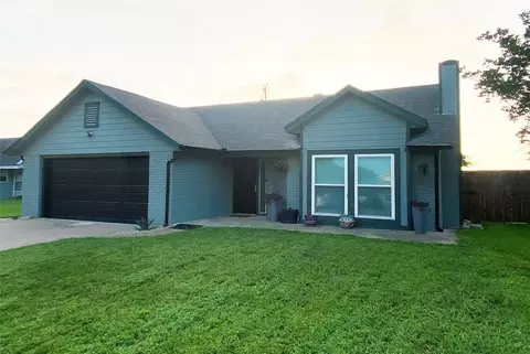 331 Egret Cir, East Tawakoni, TX 75472