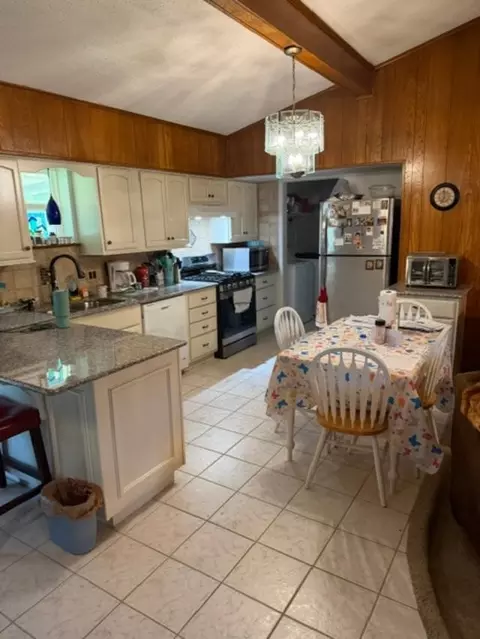 Kitchen - 110 Circle Dr, Point, TX 75472 photo 4 of 4