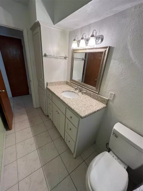 Bath - 110 Circle Dr, Point, TX 75472 photo 4 of 4