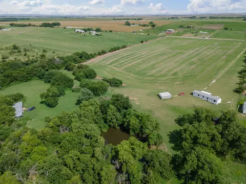 167 Hcr 4105, Covington, TX 76636