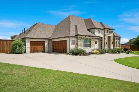 Exterior - 1620 Cattle Dr, Prosper, TX 75078 photo 2 of 9