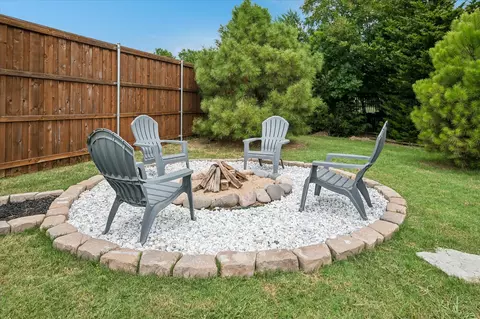 Exterior - 1620 Cattle Dr, Prosper, TX 75078 photo 8 of 9