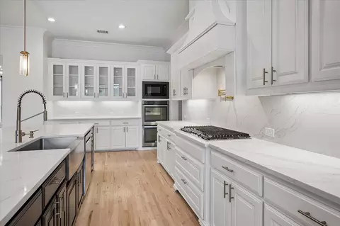 Kitchen - 1620 Cattle Dr, Prosper, TX 75078 photo 3 of 3