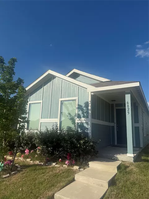 6825 Sunbeam Cir, Princeton, TX 75407