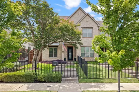 2415 Knight St #A, Dallas, TX 75219