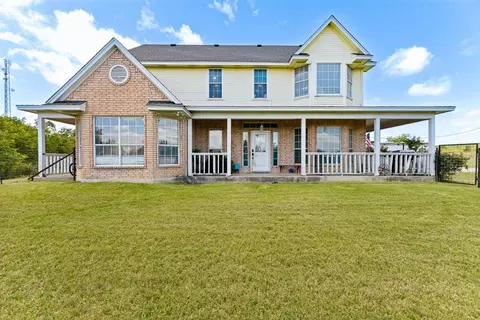 944 Land Of Goshen Dr, Springtown, TX 76082