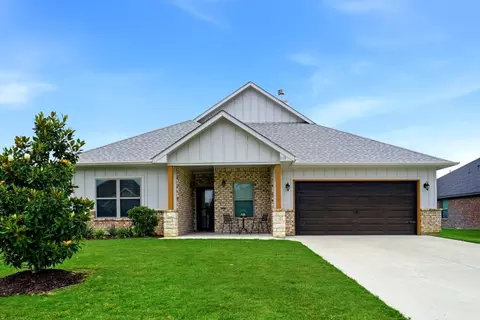 113 Wiley St, Stephenville, TX 76401