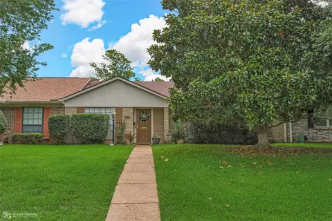 8503 Grover Pl, Shreveport, LA 71115