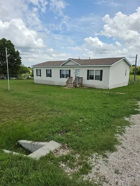 389 Hilltop Trl, New Fairview, TX 76078
