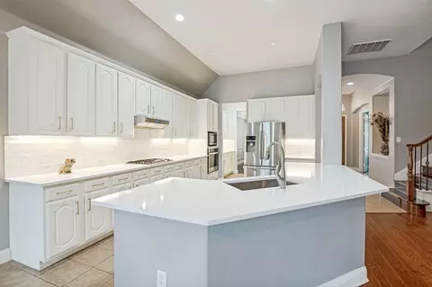 Kitchen - 2401 Brown Bear Way, Euless, TX 76039 photo 1 of 4