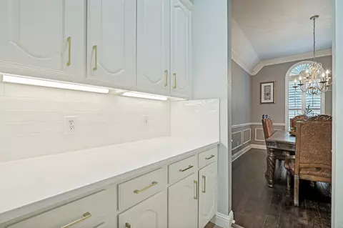 Kitchen - 2401 Brown Bear Way, Euless, TX 76039 photo 4 of 4