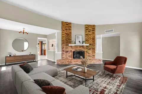 1917 Vine Dr, Garland, TX 75040