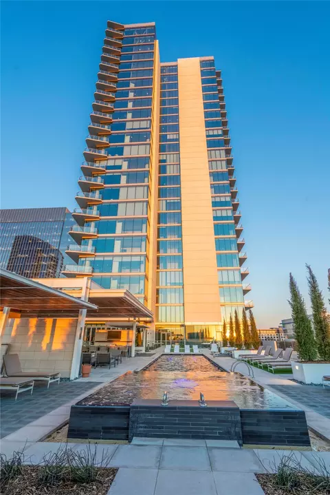Exterior - 7901 Windrose Ave #806, Plano, TX 75024 photo 4 of 5