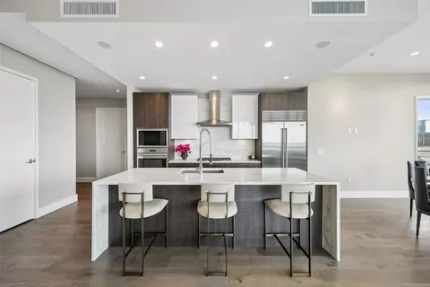 Kitchen - 7901 Windrose Ave #806, Plano, TX 75024 photo 1 of 4
