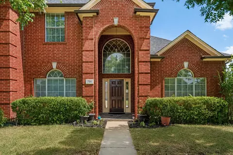 716 Coal Creek Dr, Mansfield, TX 76063