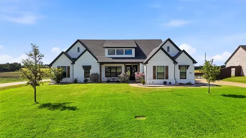870 Dove Meadow Trl, Waxahachie, TX 75167