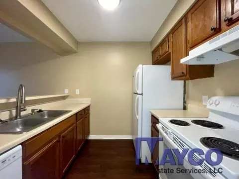 5705 E Texas St #141, Bossier City, LA 71111
