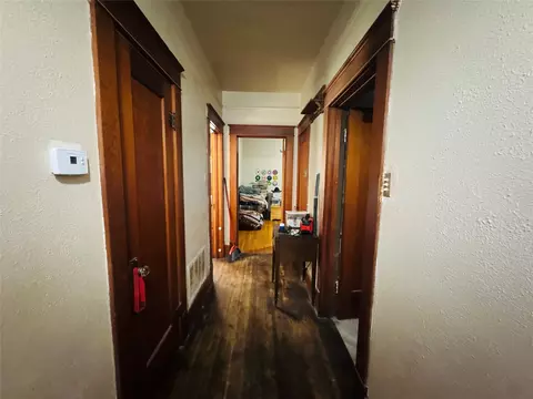 Entry Way - 605 N 2nd St, Haskell, TX 79521 photo 1 of 1
