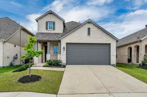 3962 Oak Creek Cir, Denison, TX 75020