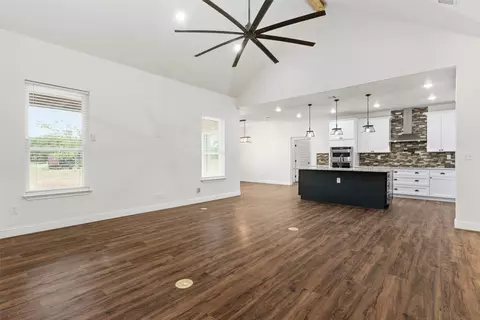 Living - 1754 Riverview Dr, Cleburne, TX 76033 photo 3 of 3