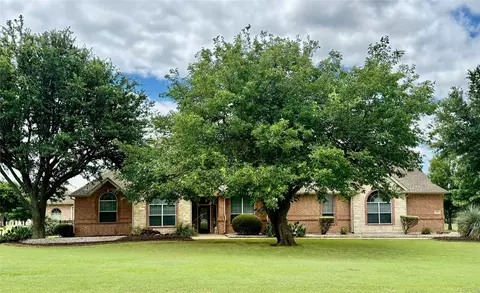 1049 Van Zandt Ct, Haslet, TX 76052