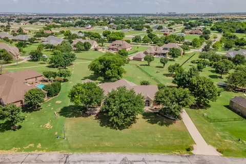 1049 Van Zandt Ct, Haslet, TX 76052