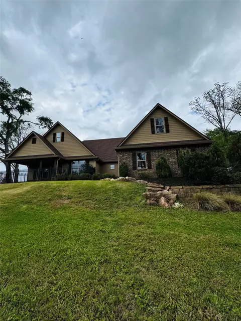 151 Smith Rd, Gladewater, TX 75647
