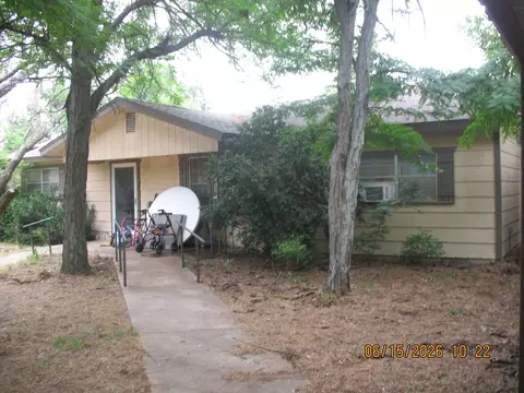 214 Southwest Dr, Clyde, TX 79510