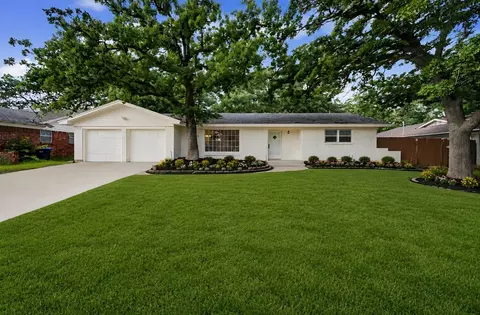 7205 Ellis Rd, Fort Worth, TX 76112
