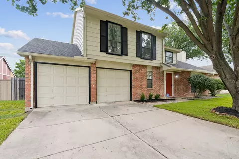5633 Powers St, The Colony, TX 75056