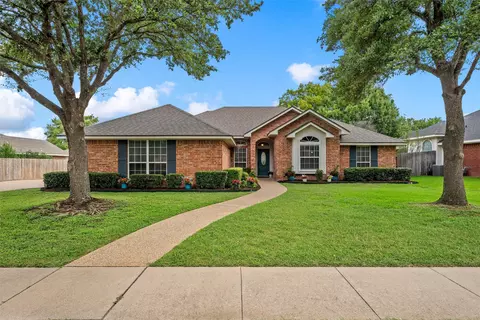10013 Rodeo Dr, Waco, TX 76712