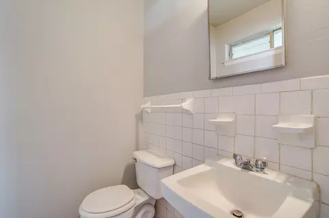 Bath - 1413 Phillips St, Cleburne, TX 76033 photo 1 of 2