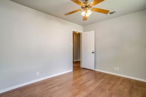 Bedroom - 1413 Phillips St, Cleburne, TX 76033 photo 7 of 8