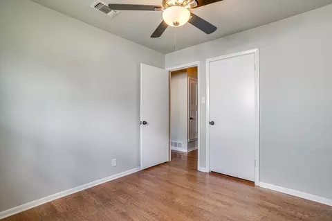Bedroom - 1413 Phillips St, Cleburne, TX 76033 photo 4 of 8