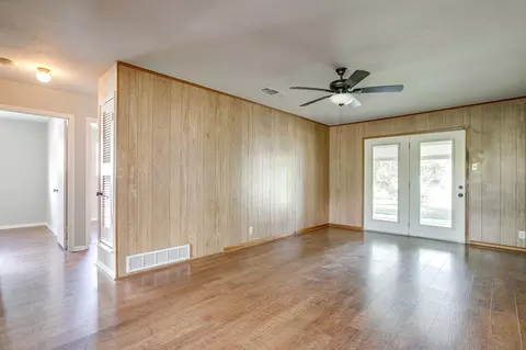 Living - 1413 Phillips St, Cleburne, TX 76033 photo 3 of 10