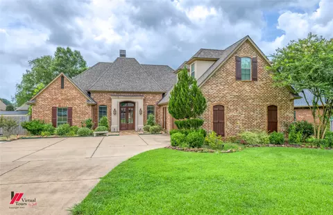 1914 Highpoint Pl, Haughton, LA 71037