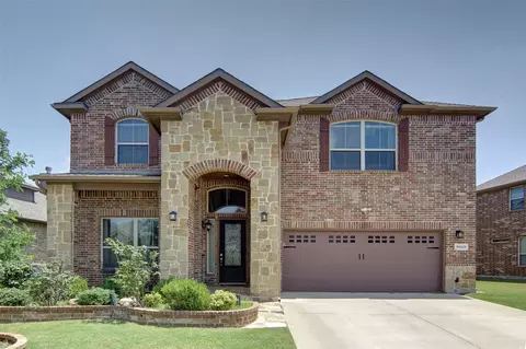 9828 Tule Lake Rd, Fort Worth, TX 76177