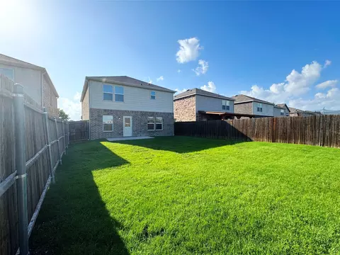 Exterior - 1715 Ackerly Dr, Forney, TX 75126 photo 5 of 6