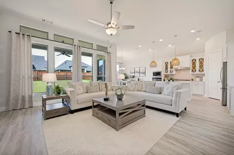 4212 Clydesdale Dr, Aubrey, TX 76227