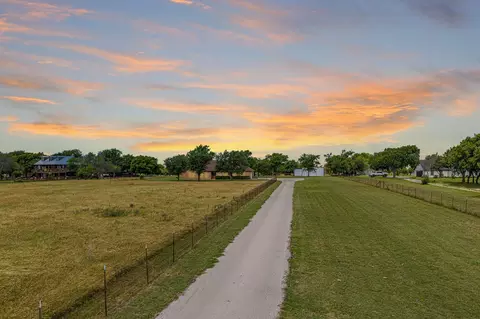 483 Christy Kay Ln, Rhome, TX 76078