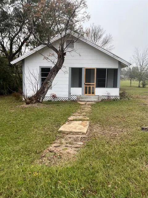 154 Church St, Campti, LA 71411