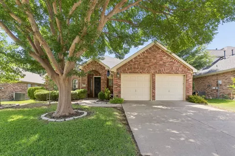 2512 Stone Meadows Dr, Little Elm, TX 75068