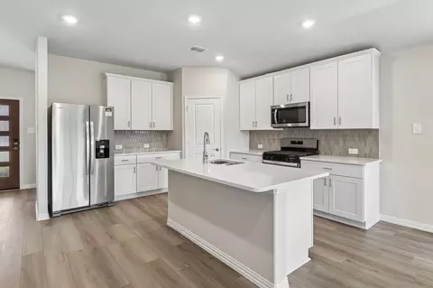 3507 Richmond Dr, Farmersville, TX 75442