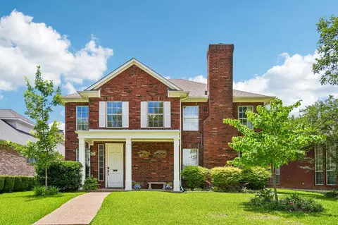 8722 Bayshore Ln, Rowlett, TX 75088